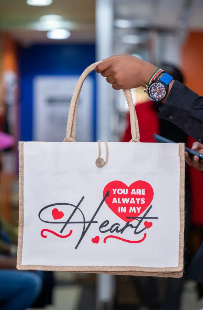 No-Cut (DTF) Printing on Jute Bags in Nairobi Krayon +254 722 376 151 Best No-Cut (DTF) Printing & Branding on Jute Bags in Nairobi | Krayon | +254 722 376 151