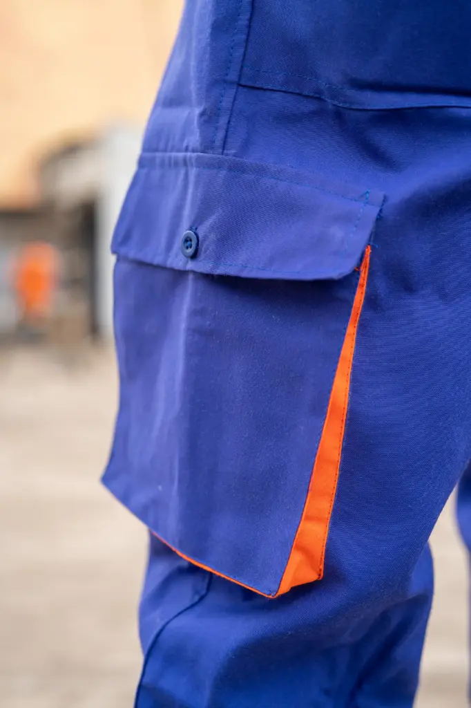 Overalls in Nairobi, Kenya Decron, Twill & Drill From KSh 1,000 Krayon +254 722 376 151 (16) Overalls in Nairobi, Kenya Decron, Twill & Drill From KSh 1,000 Krayon +254 722 376 151